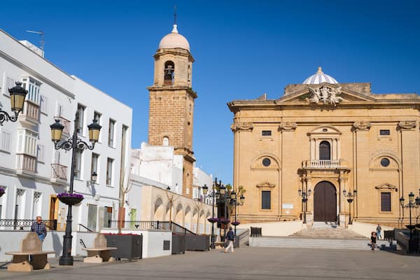 Church of St. John the Baptist showing a church or cathedral and heritage architecture