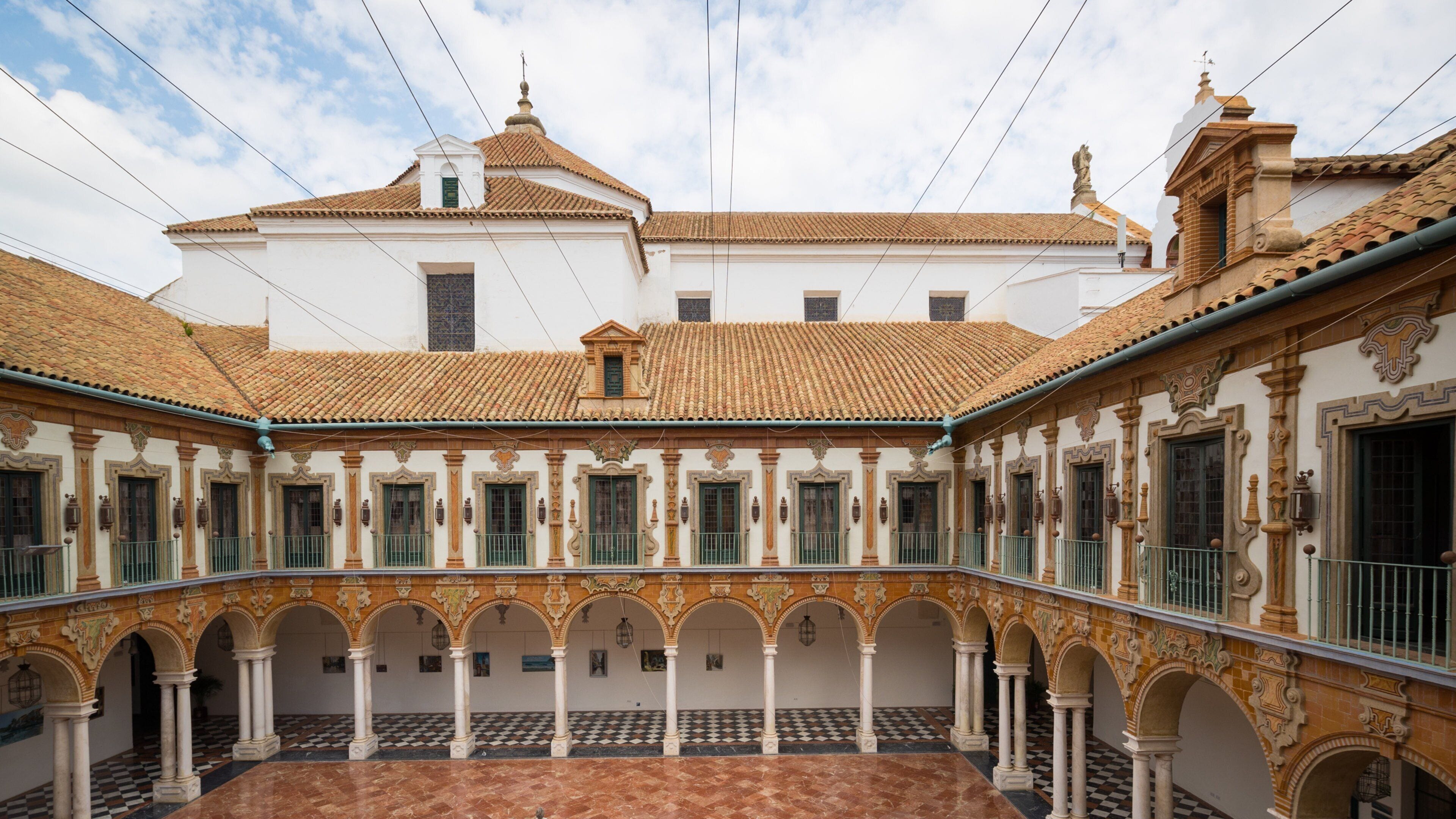 Palacio de la Merced which includes heritage elements