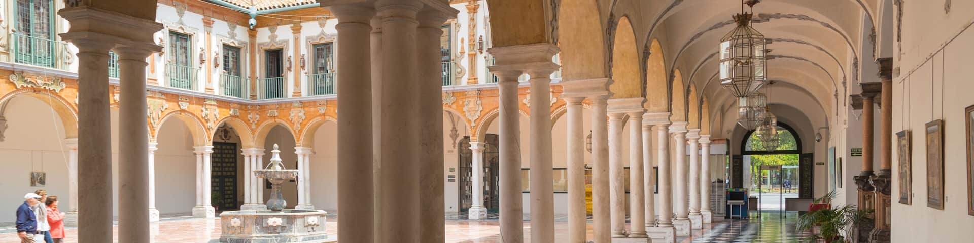 Palacio de la Merced which includes heritage elements
