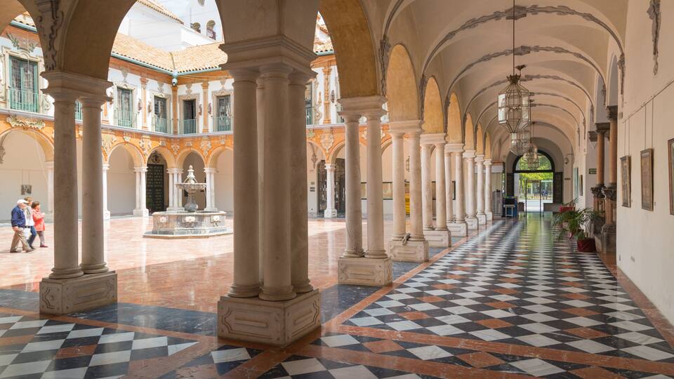 Palacio de la Merced which includes heritage elements