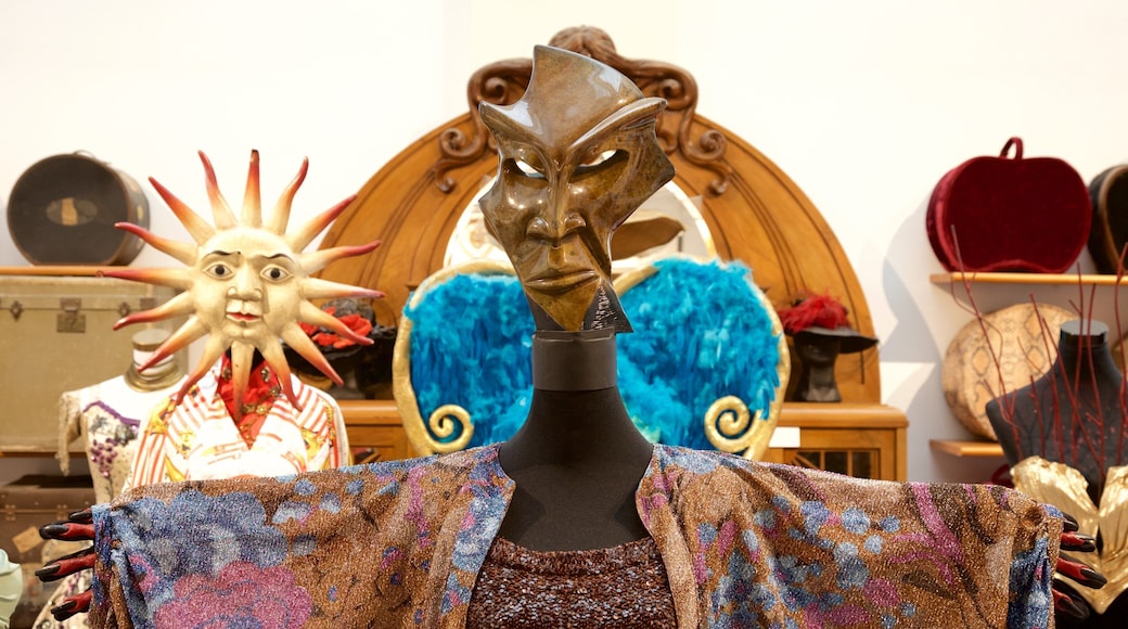 Malaga which includes art and interior views