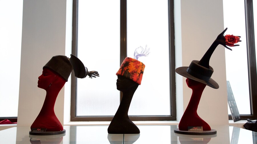 Malaga which includes art and interior views