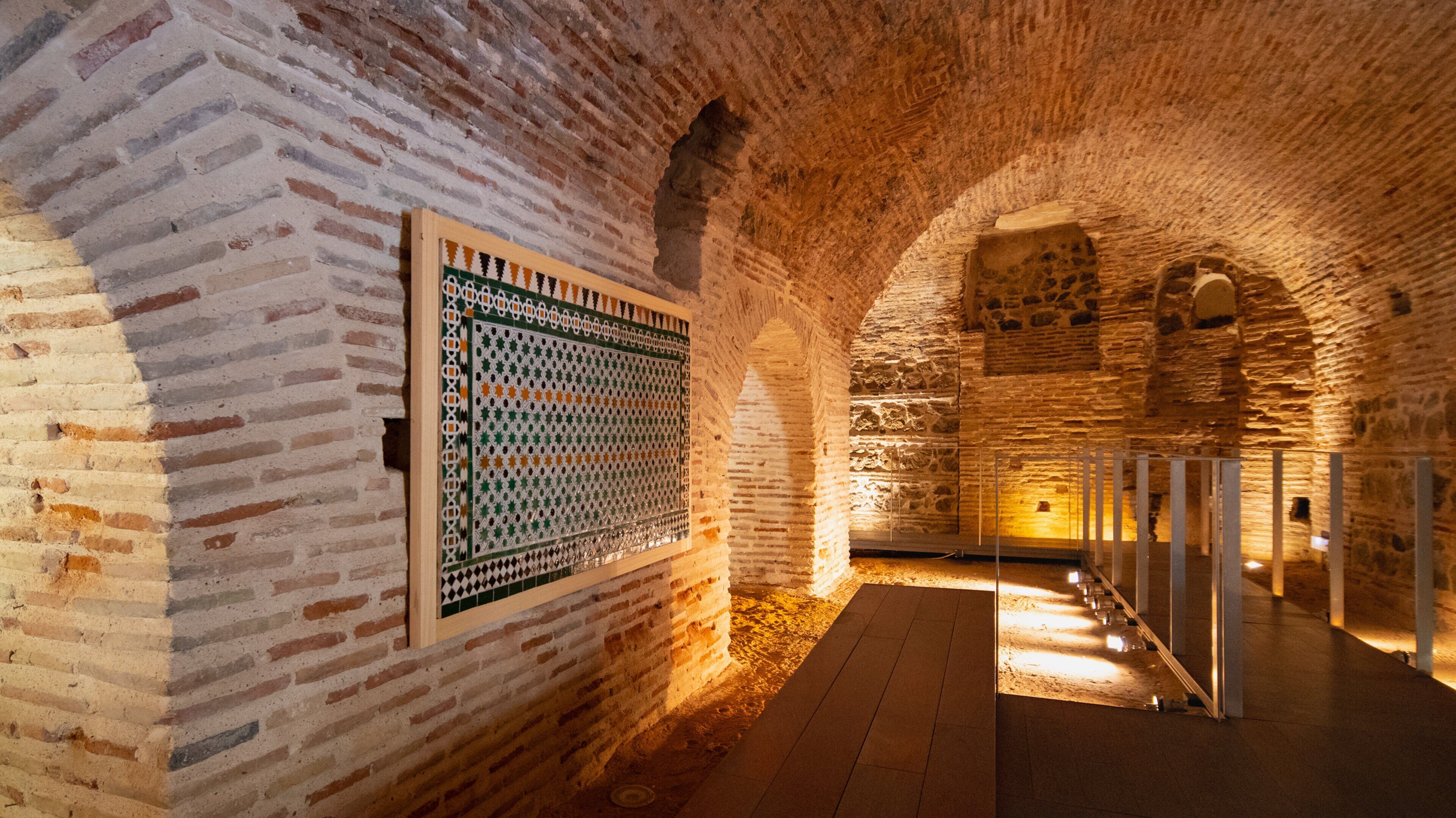 El Greco Museum featuring heritage elements and interior views