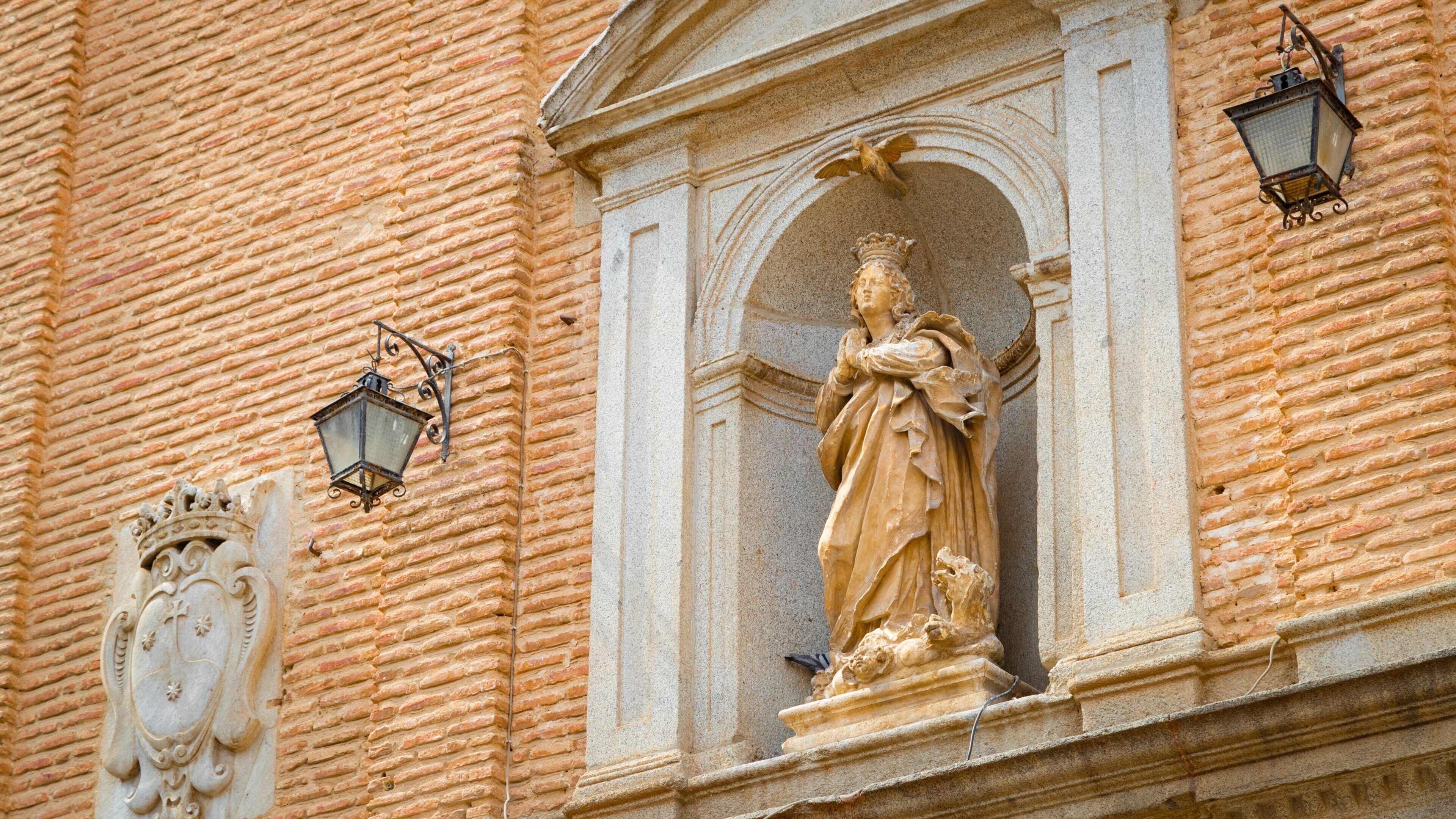 Convento de los Carmelitas Descalzos which includes religious elements and heritage elements