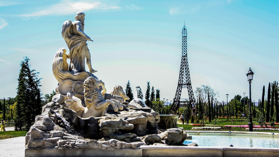 Parque Europa - Trevi & Eiffel