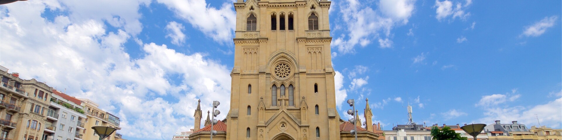 San Ignacio Church featuring a church or cathedral, a city and heritage architecture