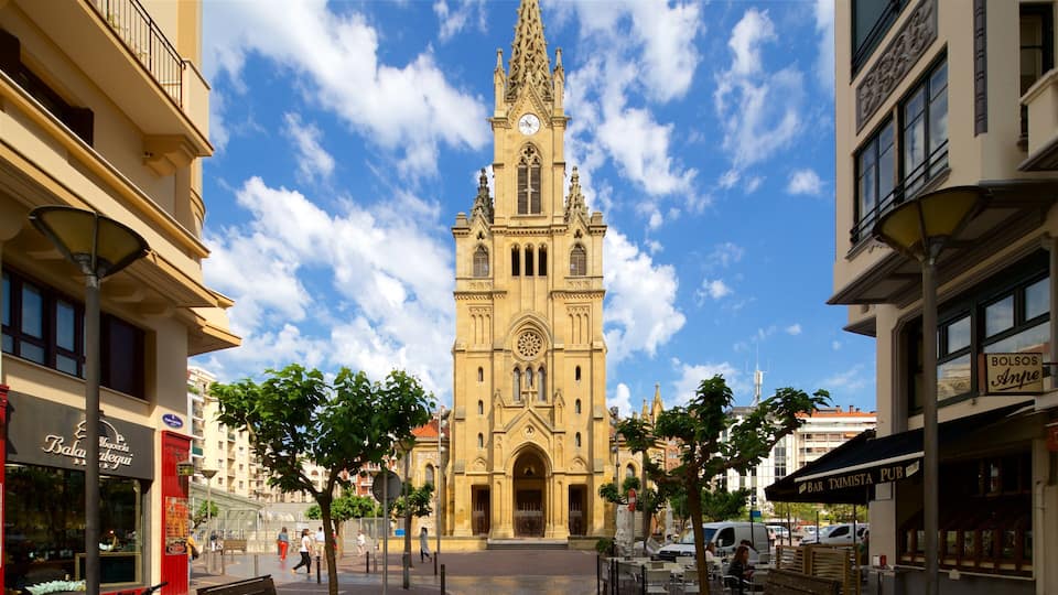 San Ignacio Church which includes a church or cathedral and heritage architecture