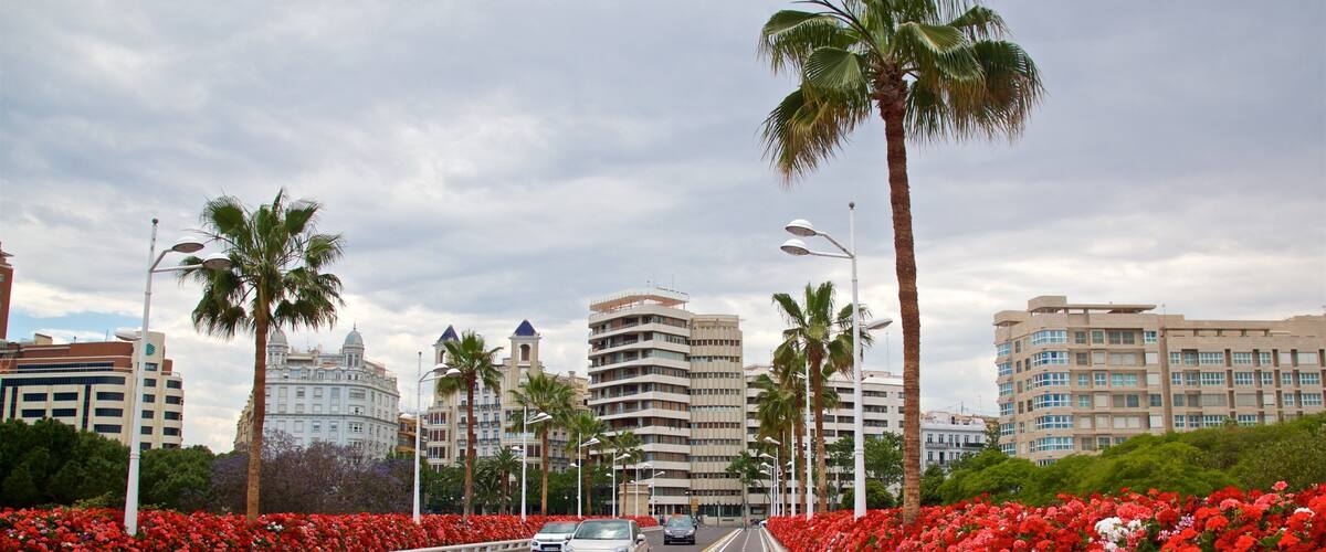 Flower Bridge featuring flowers and a park