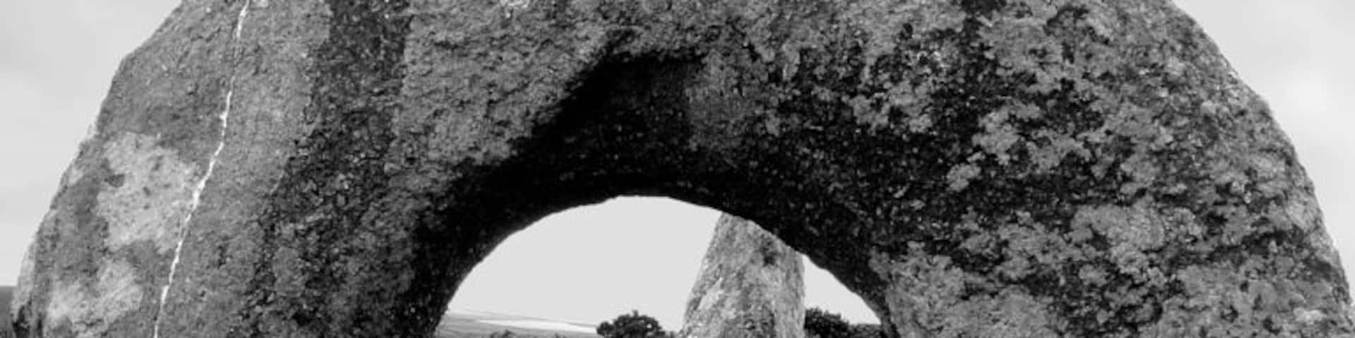 The Men-an-Tol is from Cornish means "the hole stone". There are so many different legends about these standing stones. It was not easy to find, but definitely interesting.