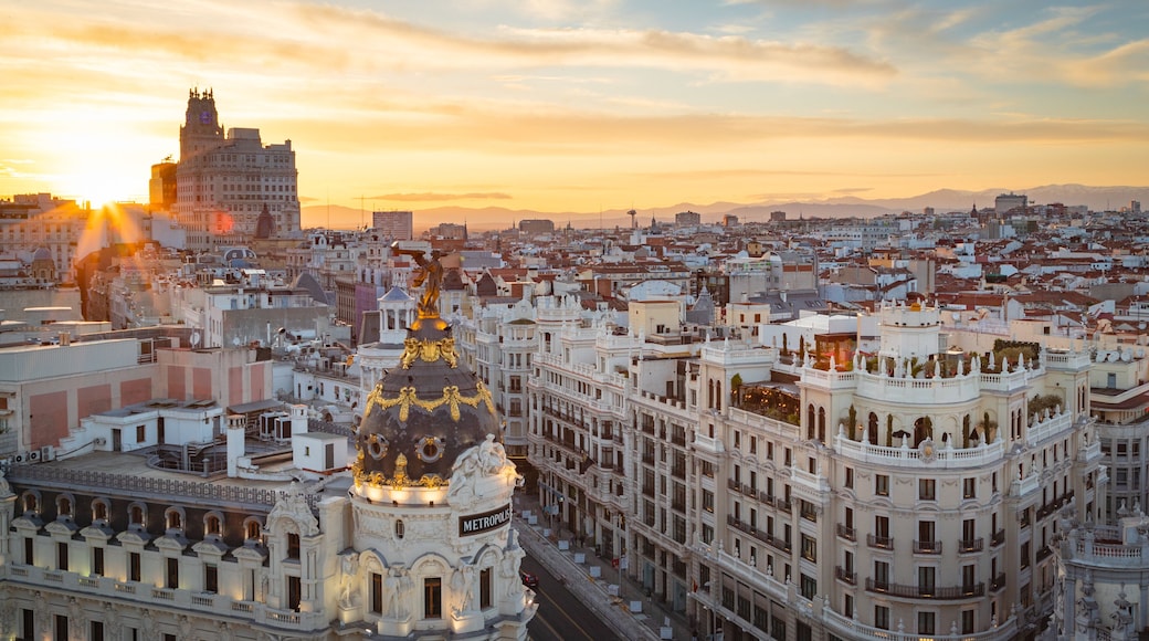 Circulo de Bellas Artes featuring landscape views, a sunset and a city
