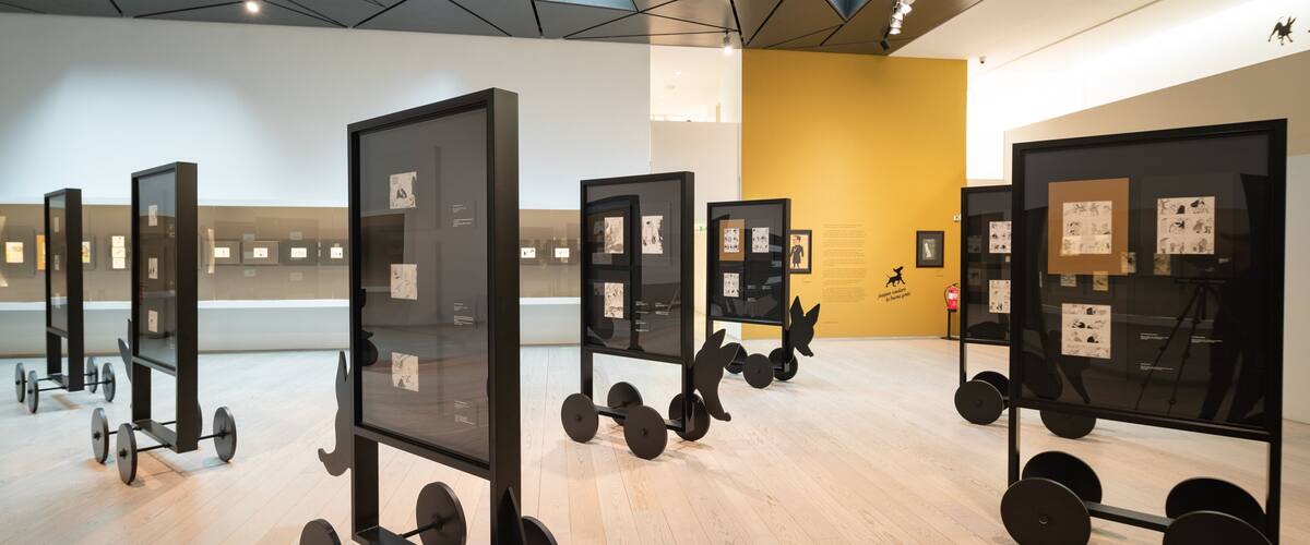 ABC Museum of Drawing and Illustration featuring interior views and art