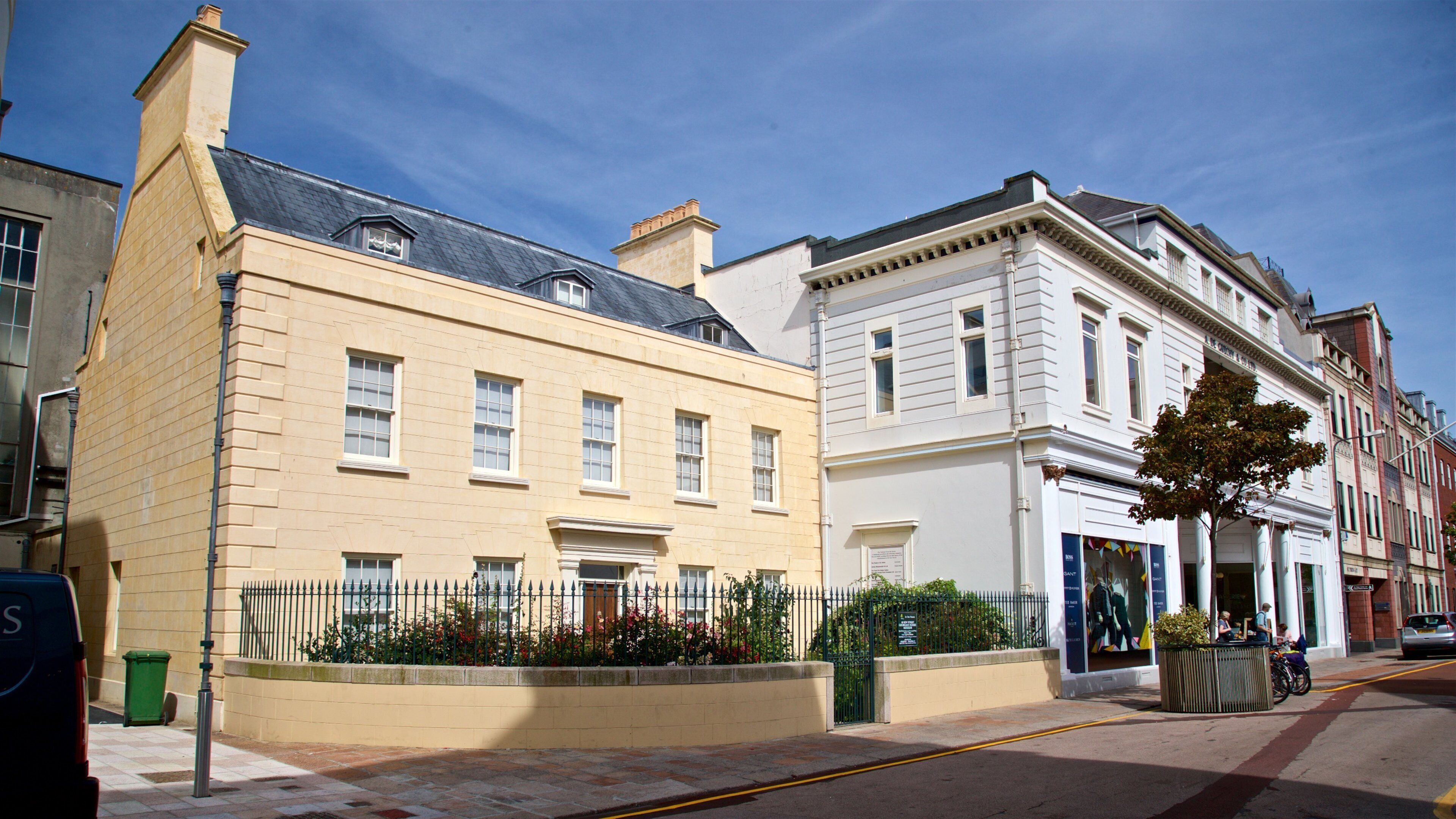 The Georgian House mostrando uma casa