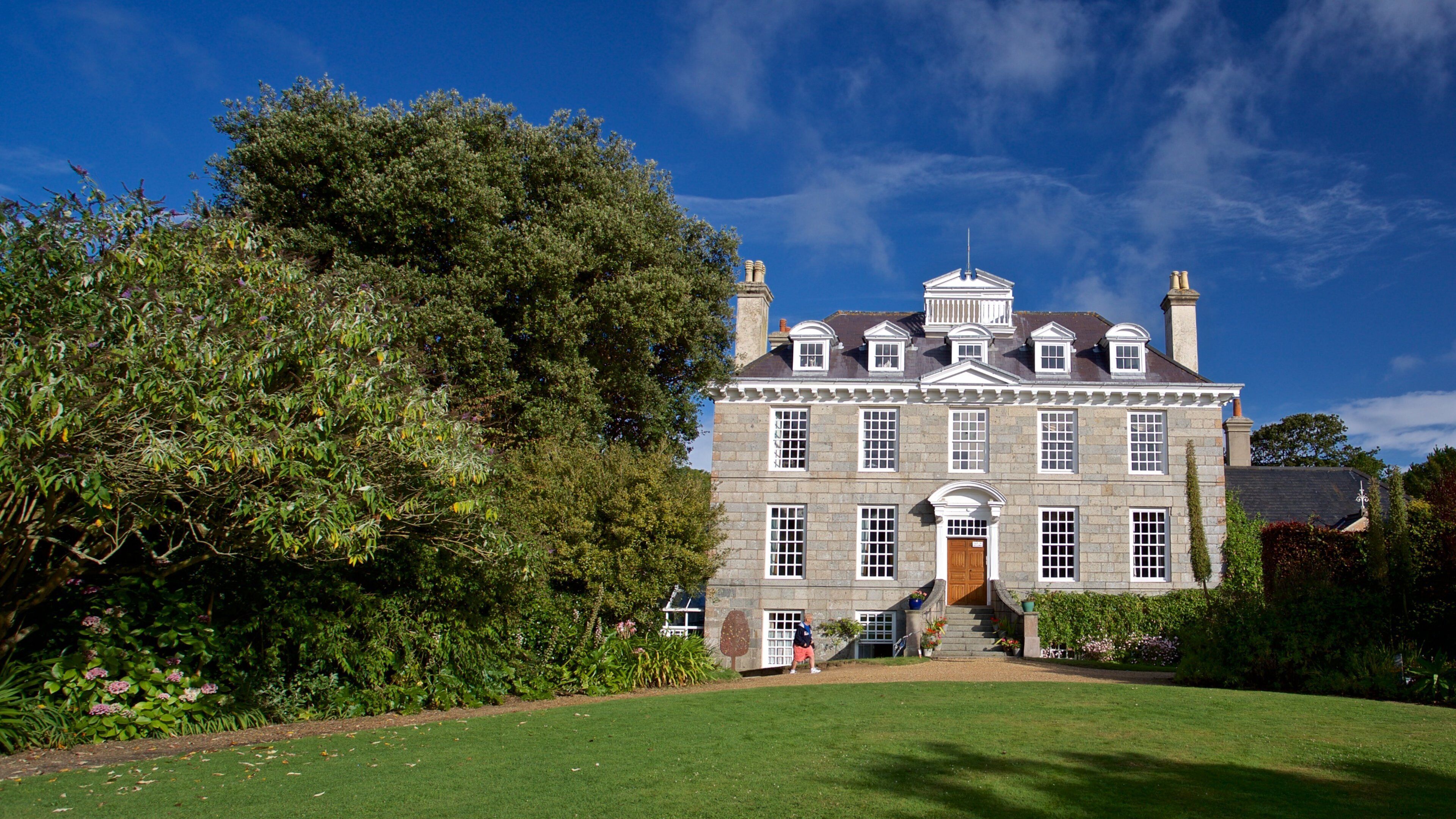 Sausmarez Manor mostrando uma casa