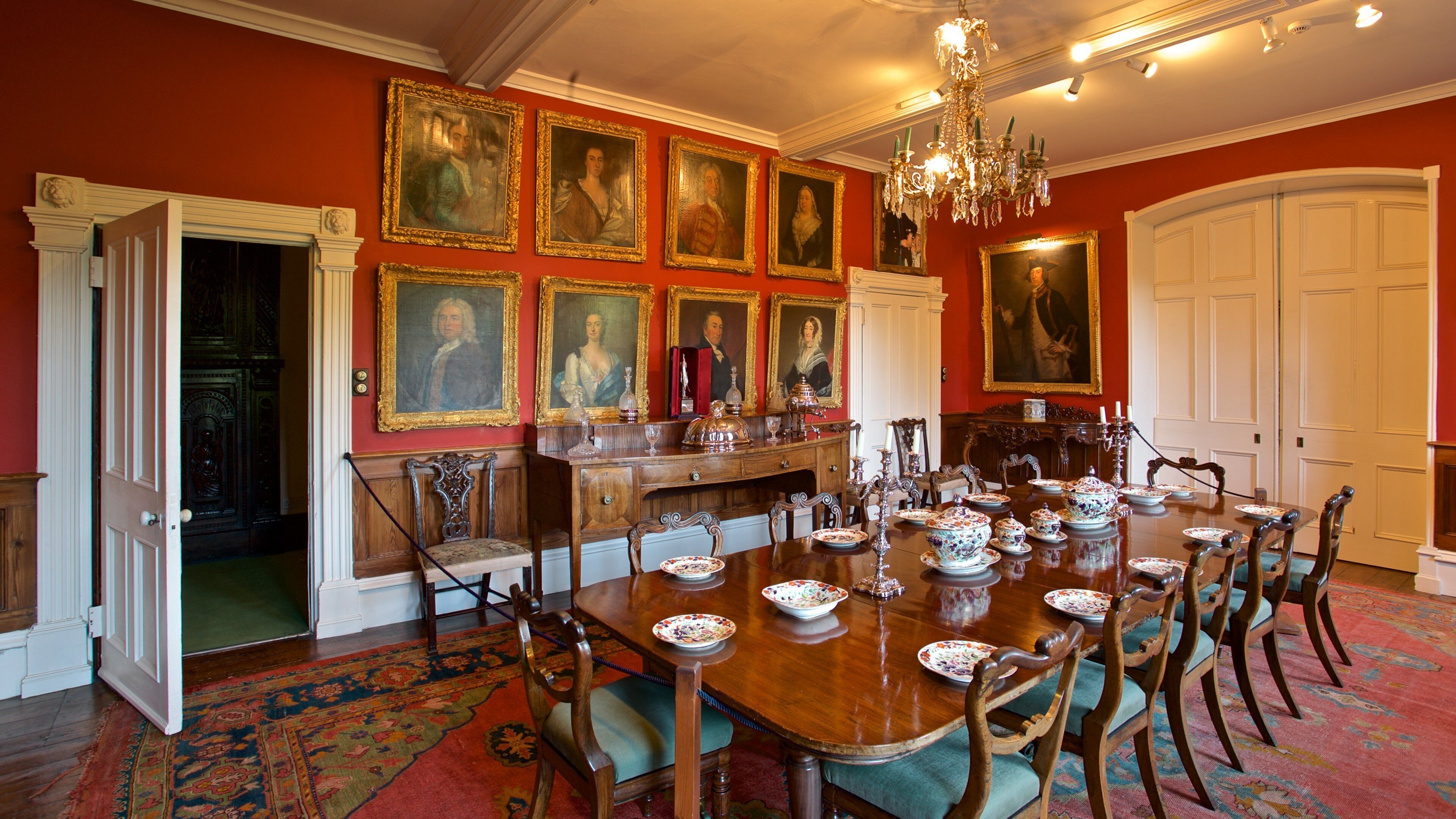 Sausmarez Manor ซึ่งรวมถึง บ้าน, ศิลปะ และ มรดกวัฒนธรรม