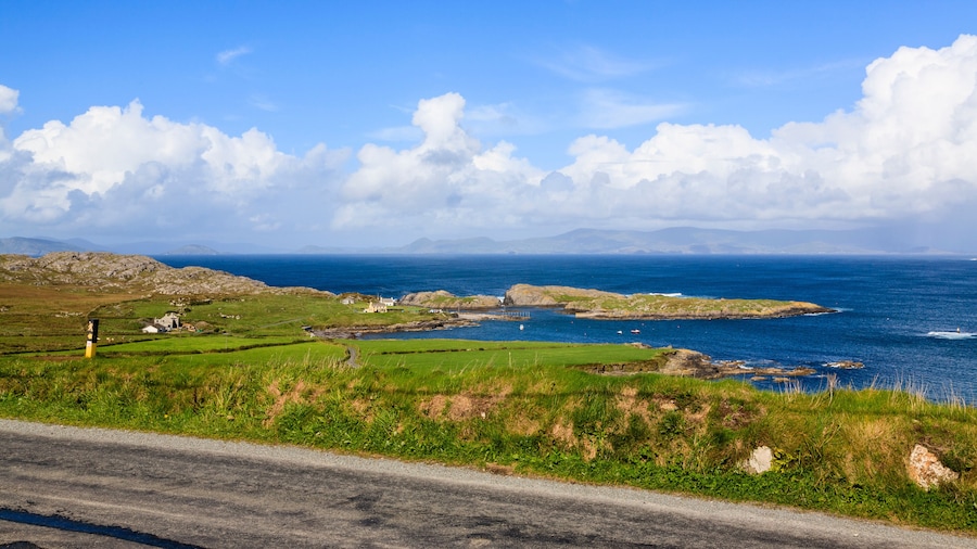 Ring of Beara Way walk on west coast of Ireland. Garnish Point, County Cork, Eire, Southern Ireland.