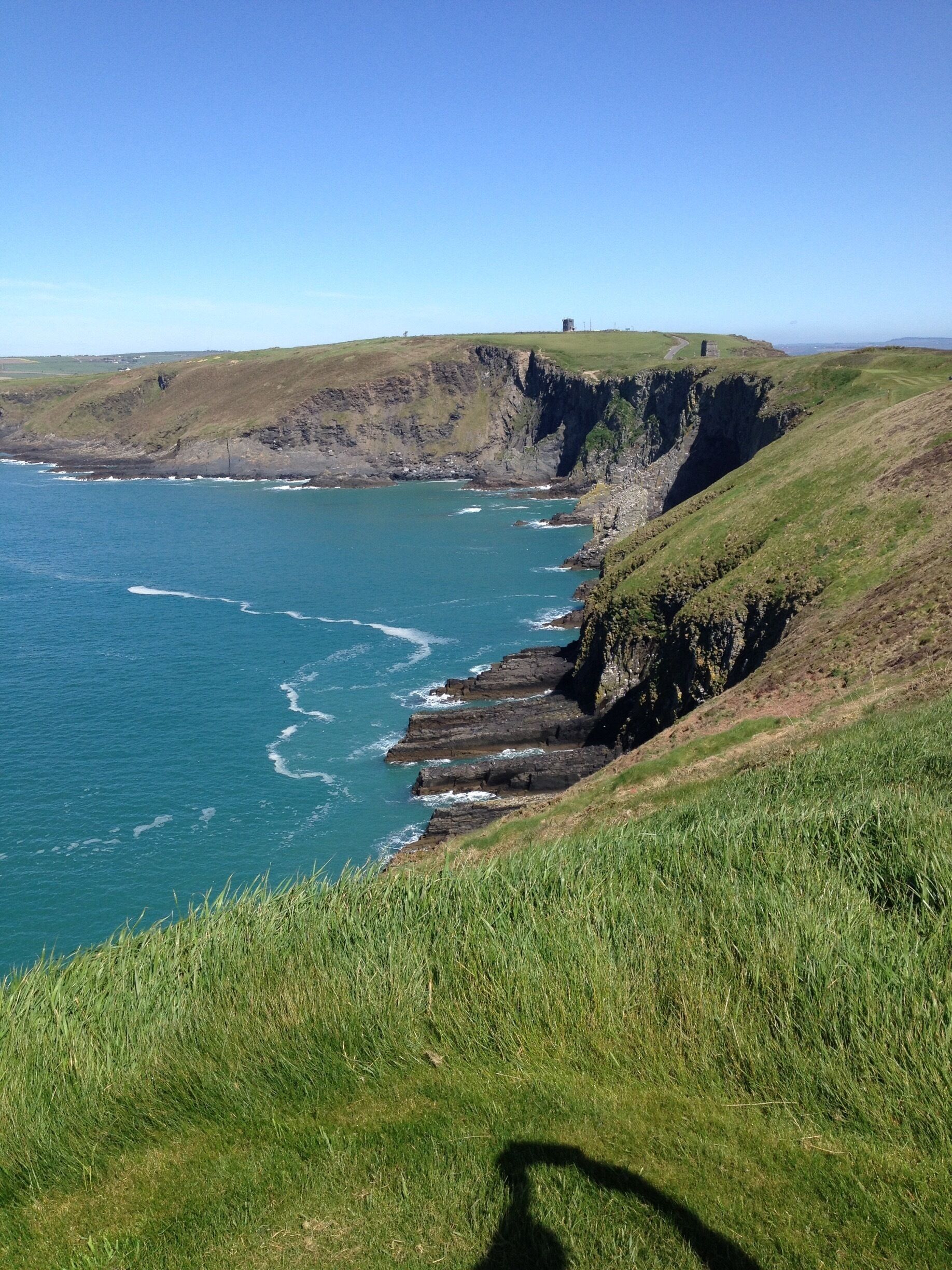 Amazing views on this beautiful golf course. Kinsale nearby is known for its restaurants  and is right on a harbour. 