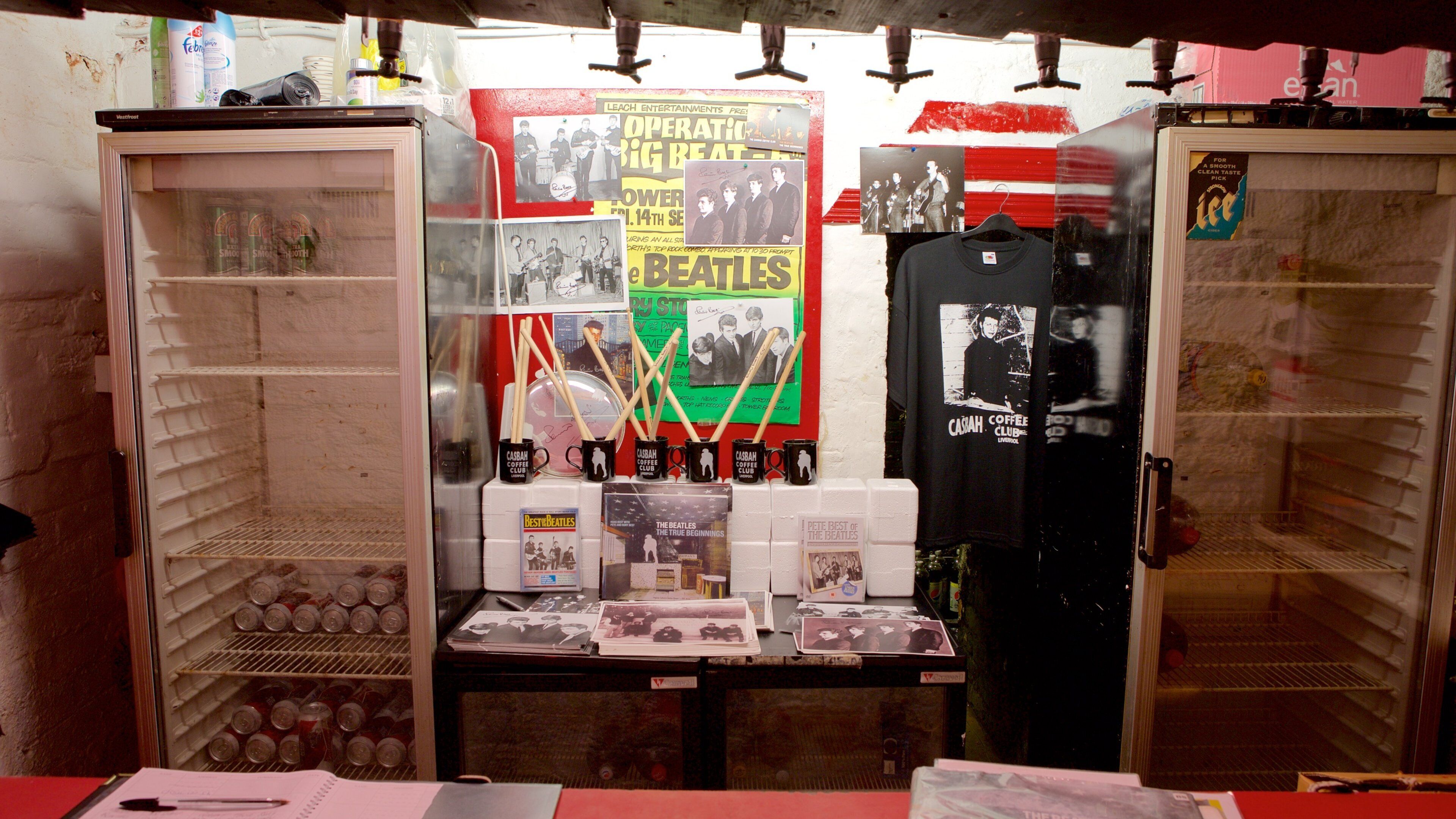 Liverpool welches beinhaltet Innenansichten