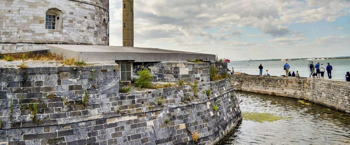 Good place for watching passing marine traffic.