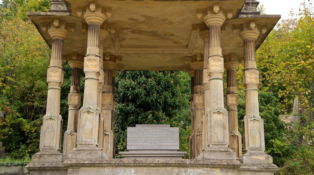 Arnos Vale Cemetery 을 특징 묘지
