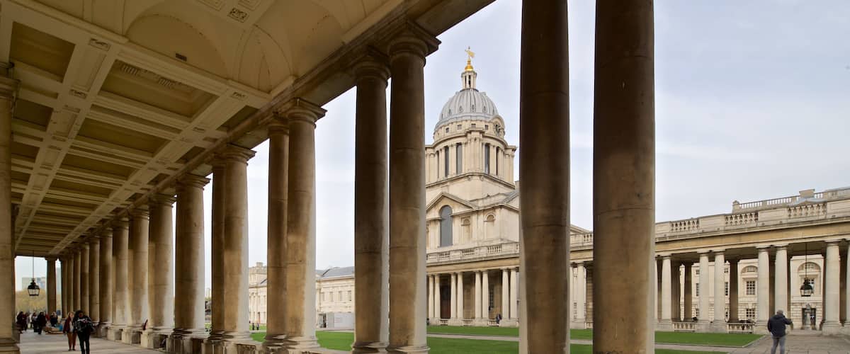 舊皇家海軍學院 其中包括 歷史建築