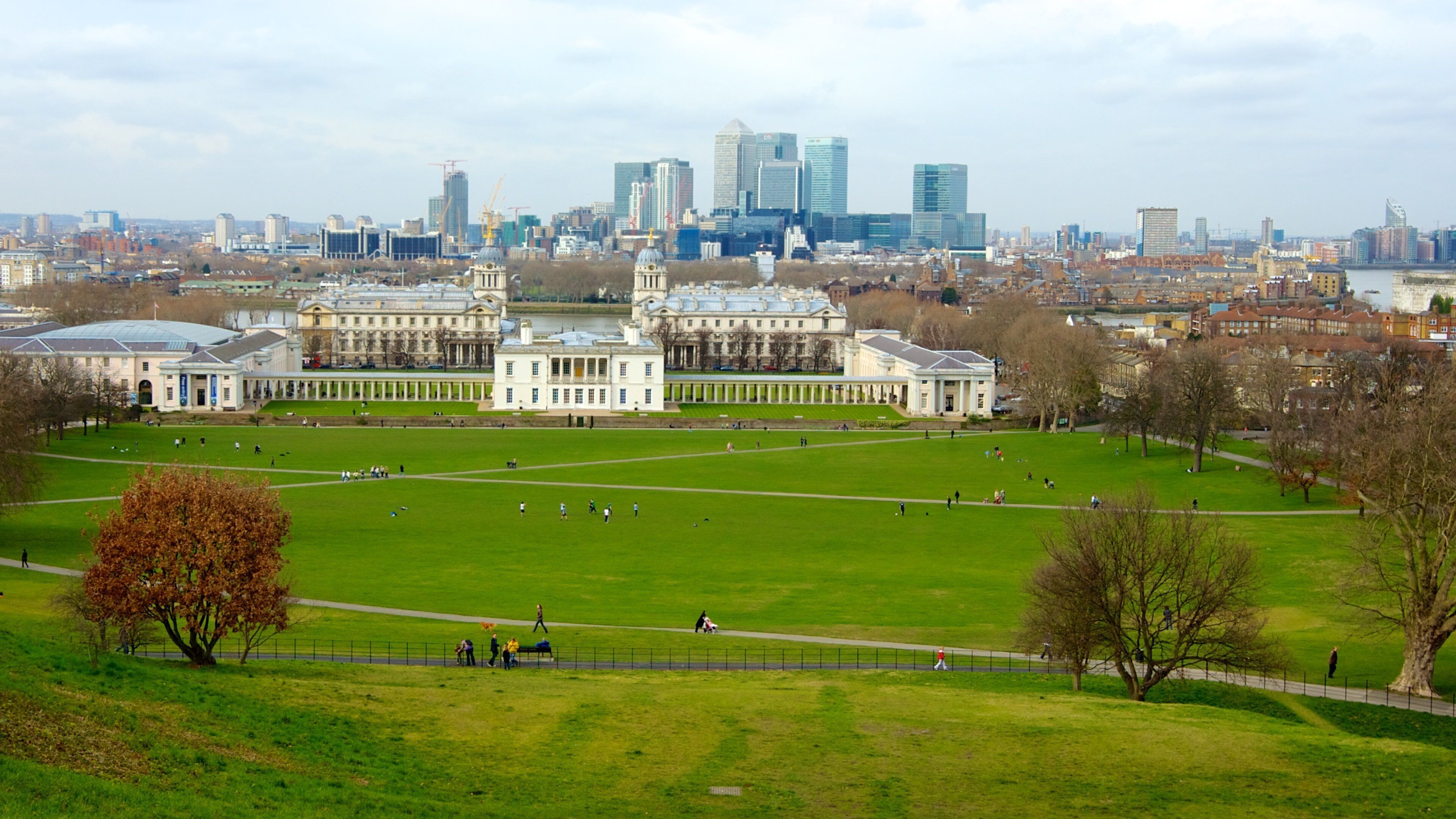 London featuring heritage architecture and a garden