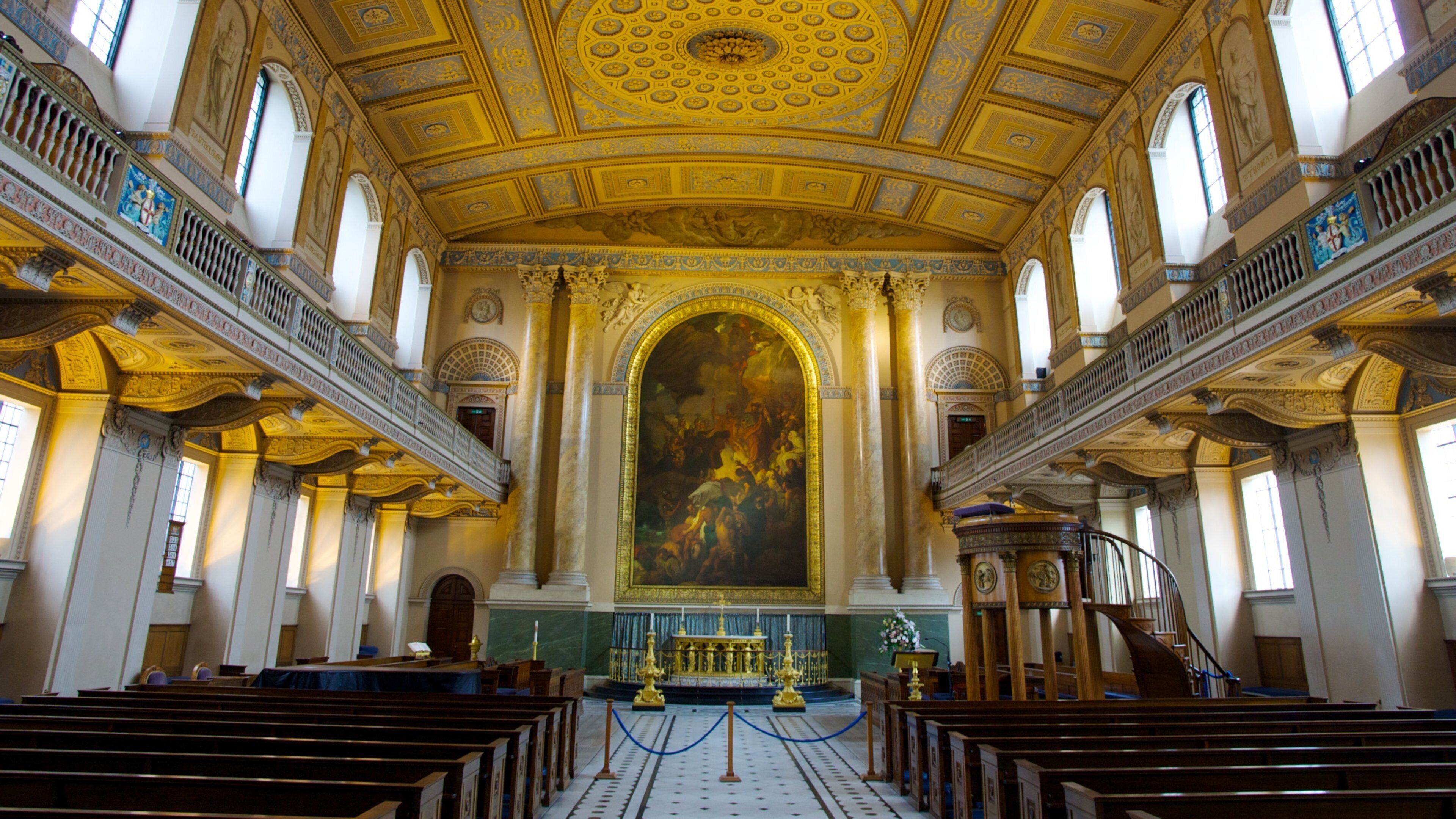 Old Royal Naval College showing heritage architecture and interior views