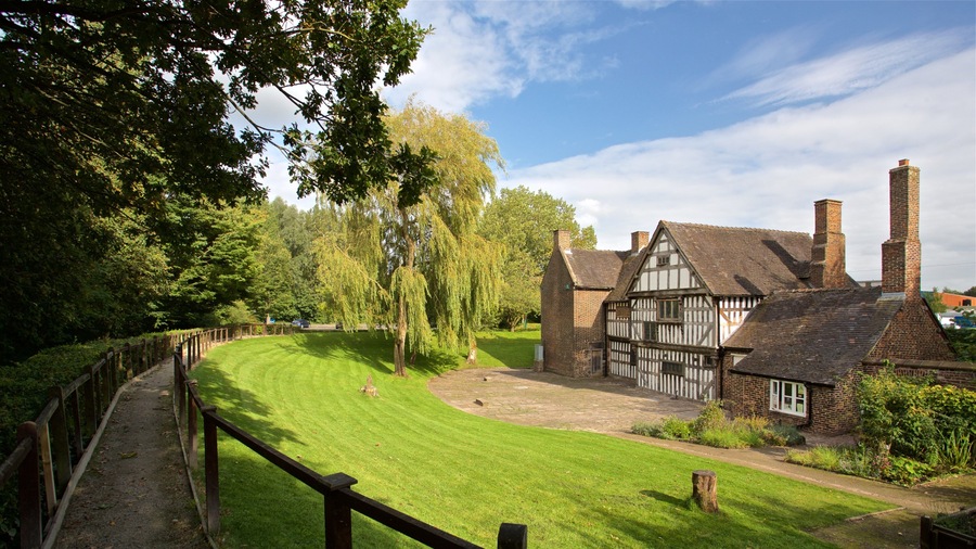 Ford Green Hall which includes a house and heritage elements
