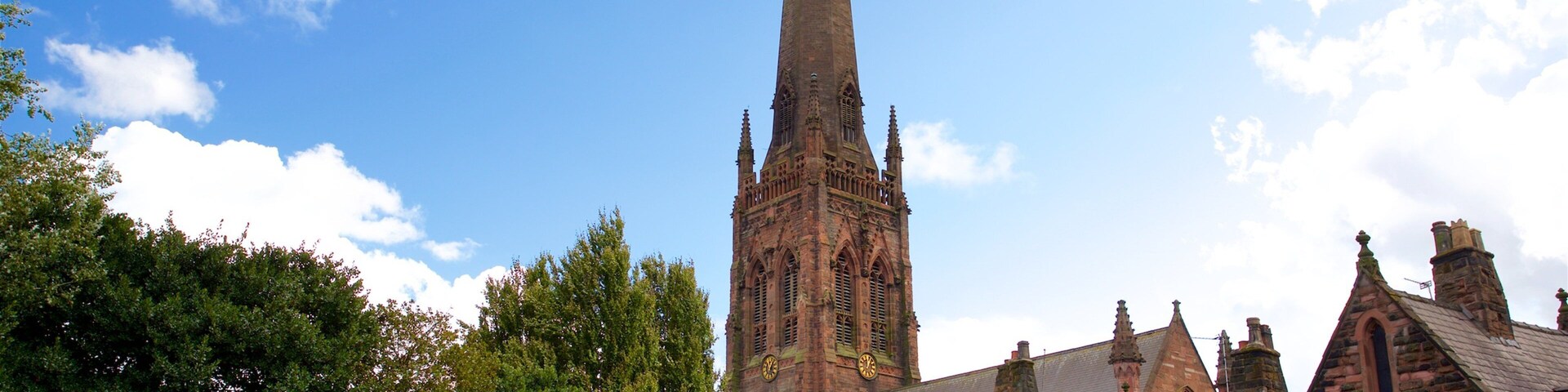 Warrington Parish Church showing heritage architecture