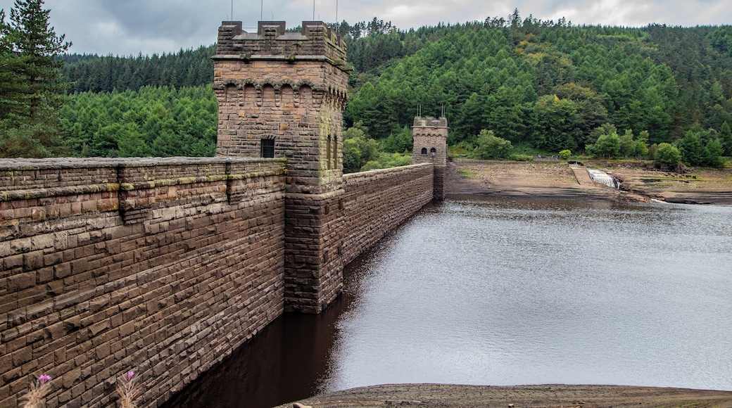 Parked at Fairholmes Visitor Centre, a short distance to this version surely of 'The Great Wall of China'
Very impressive to look at, stood the test of time since it's completion in 1916