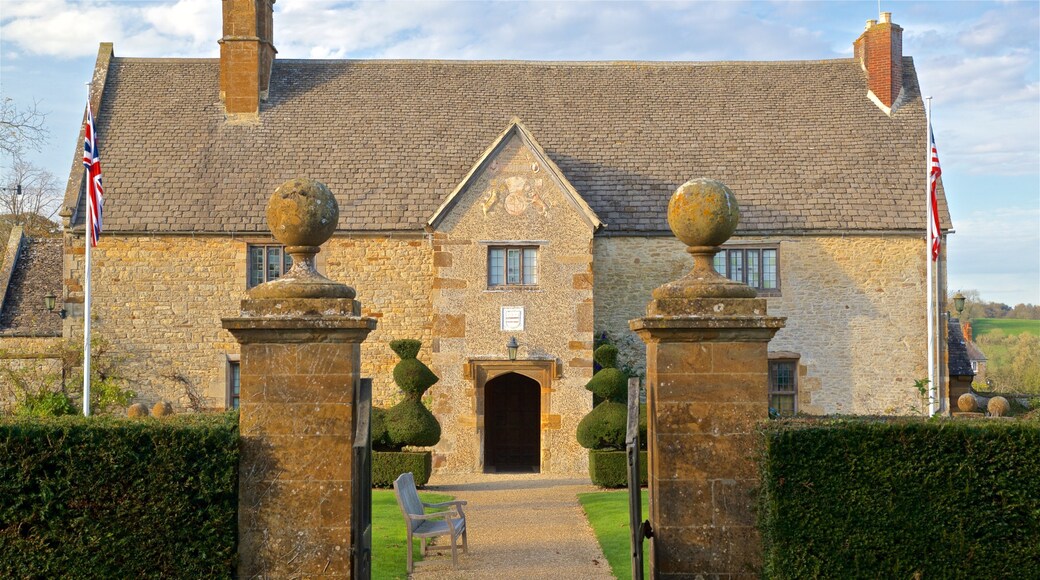 Sulgrave Manor qui includes maison