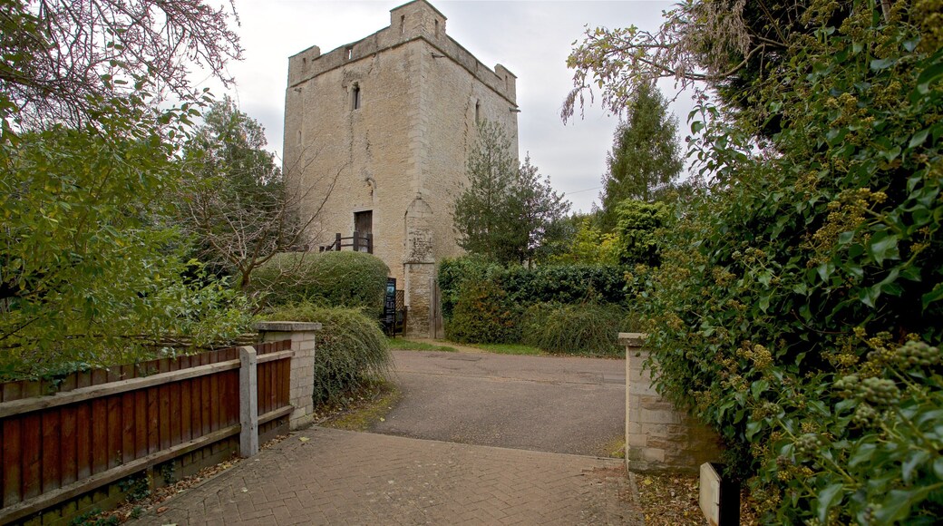 Longthorpe Tower ofreciendo elementos del patrimonio