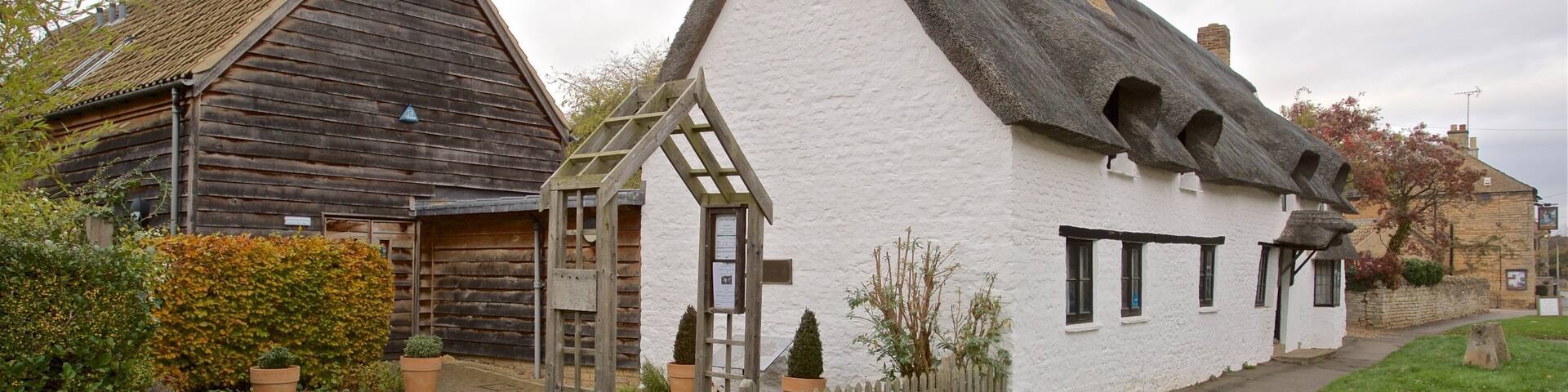 John Clare Cottage qui includes maison