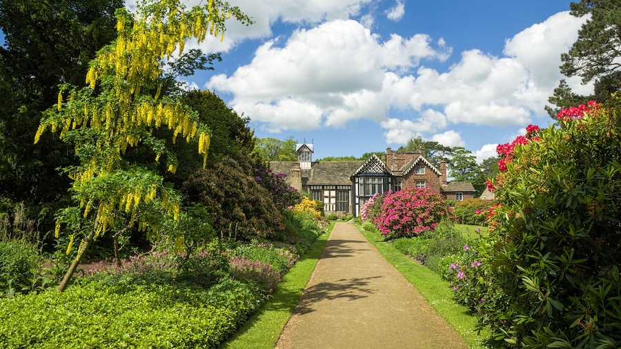 Rufford Old Hall and garden