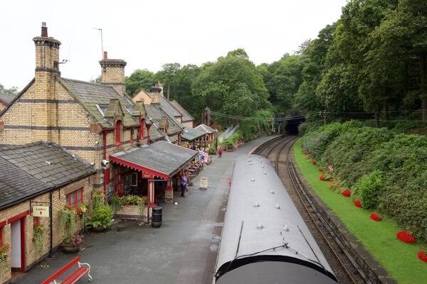 Lakeside mettant en vedette articles ferroviaires et patrimoine architectural