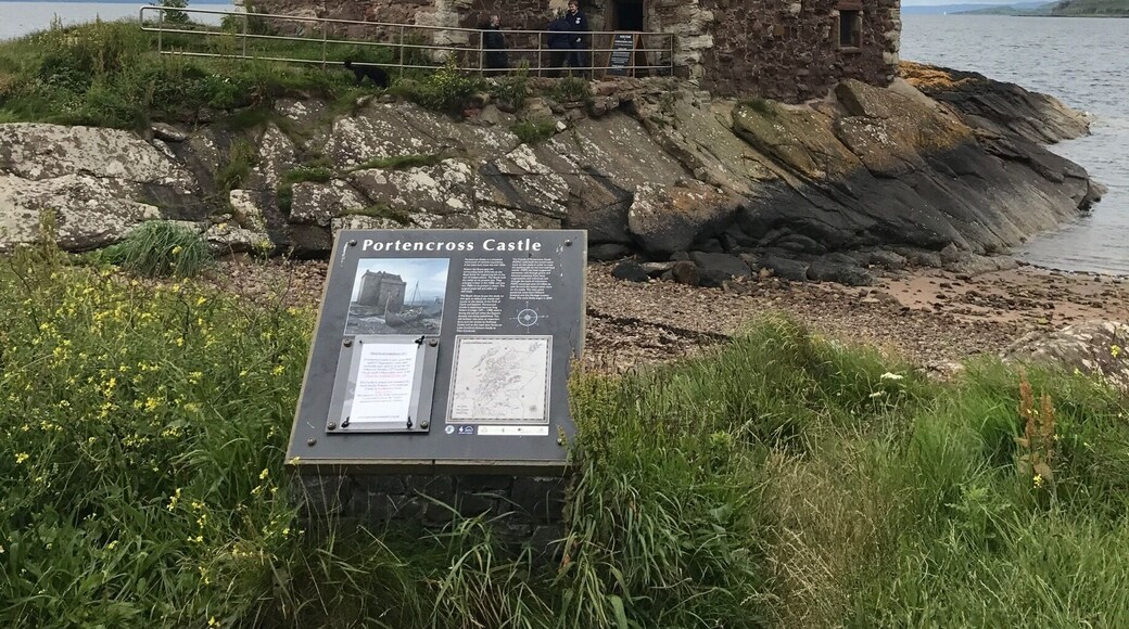 Nice wee castle,a bit out of way unless you are walking the Ayrshire coastal path.
