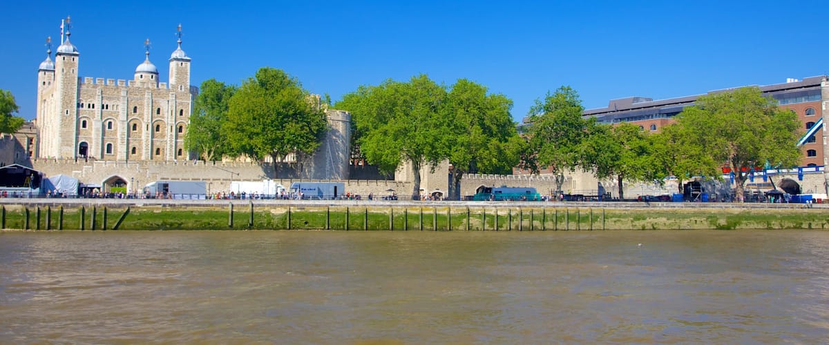 London which includes a river or creek, street scenes and heritage architecture