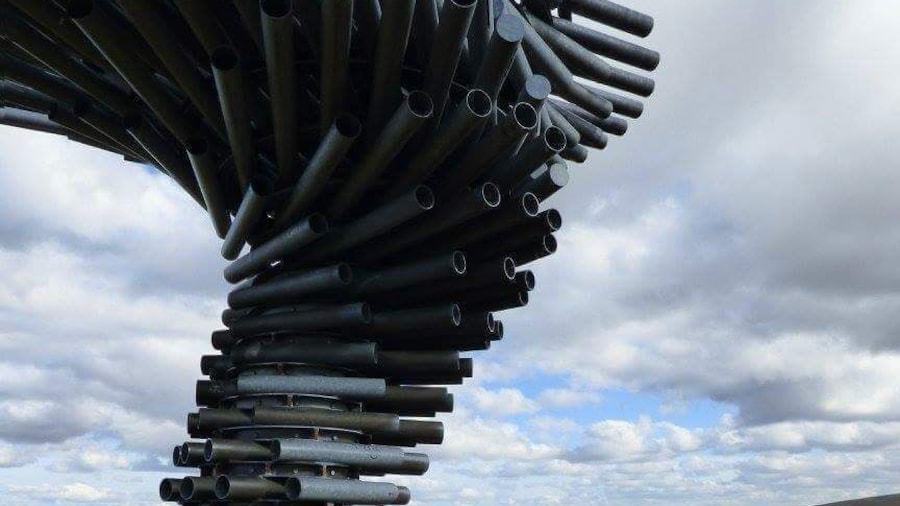Loved this art installation on the hills above Burnley. Its one of the East Lancs Panopticons! On a breezy day the wind whistles through the tubes and it Sings. :) A cross between dogs howling and a choir of angels. Our dog did not know what to think of it!
#stunningstructures