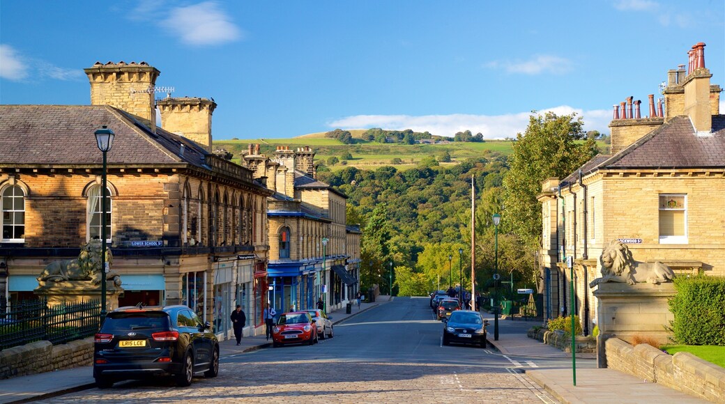 Salts Mill fasiliteter samt liten by eller landsby
