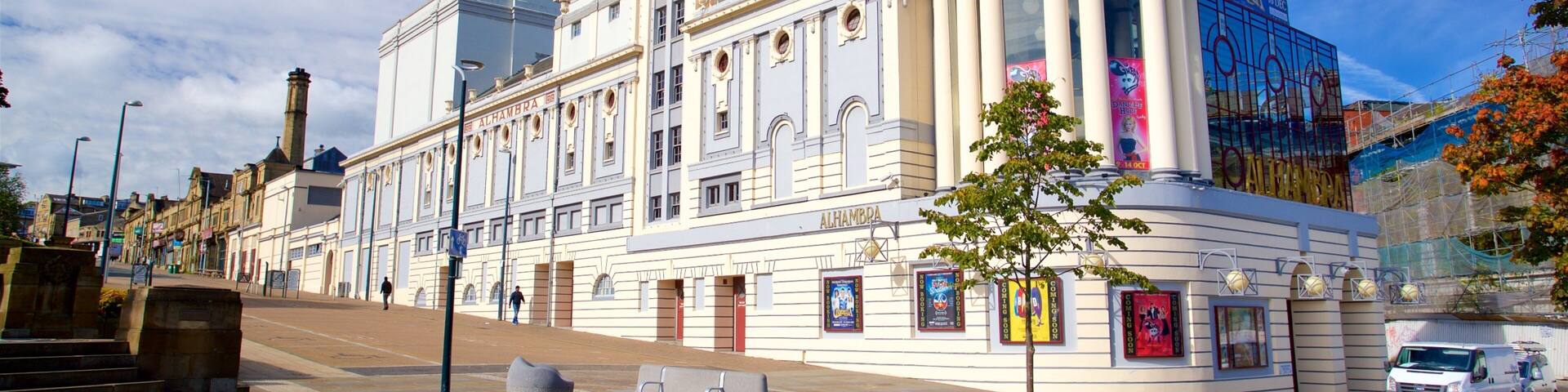 Teatro Alhambra que incluye elementos del patrimonio