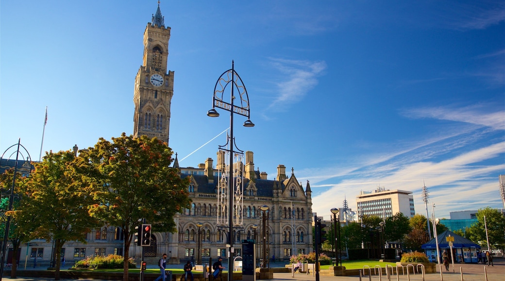 브래드퍼드 시청 이 포함 문화유산 요소