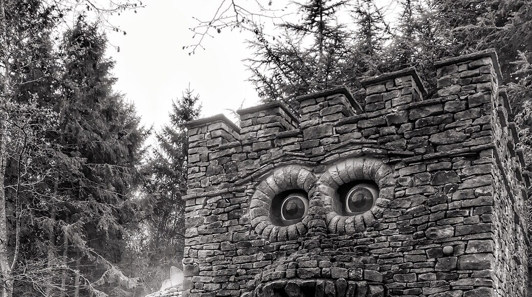 A little nonsense now and then, is relished by the wisest men. - Roald Dahl