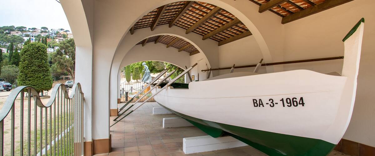 Santa Cristina\'s Shrine which includes heritage elements