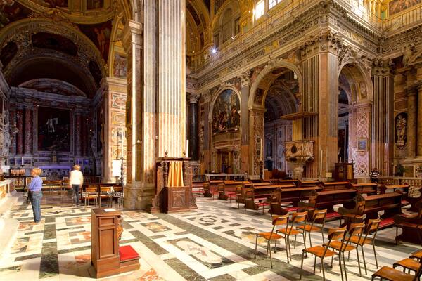 Chiesa del Gesu e dei Santi Ambrogio e Andrea