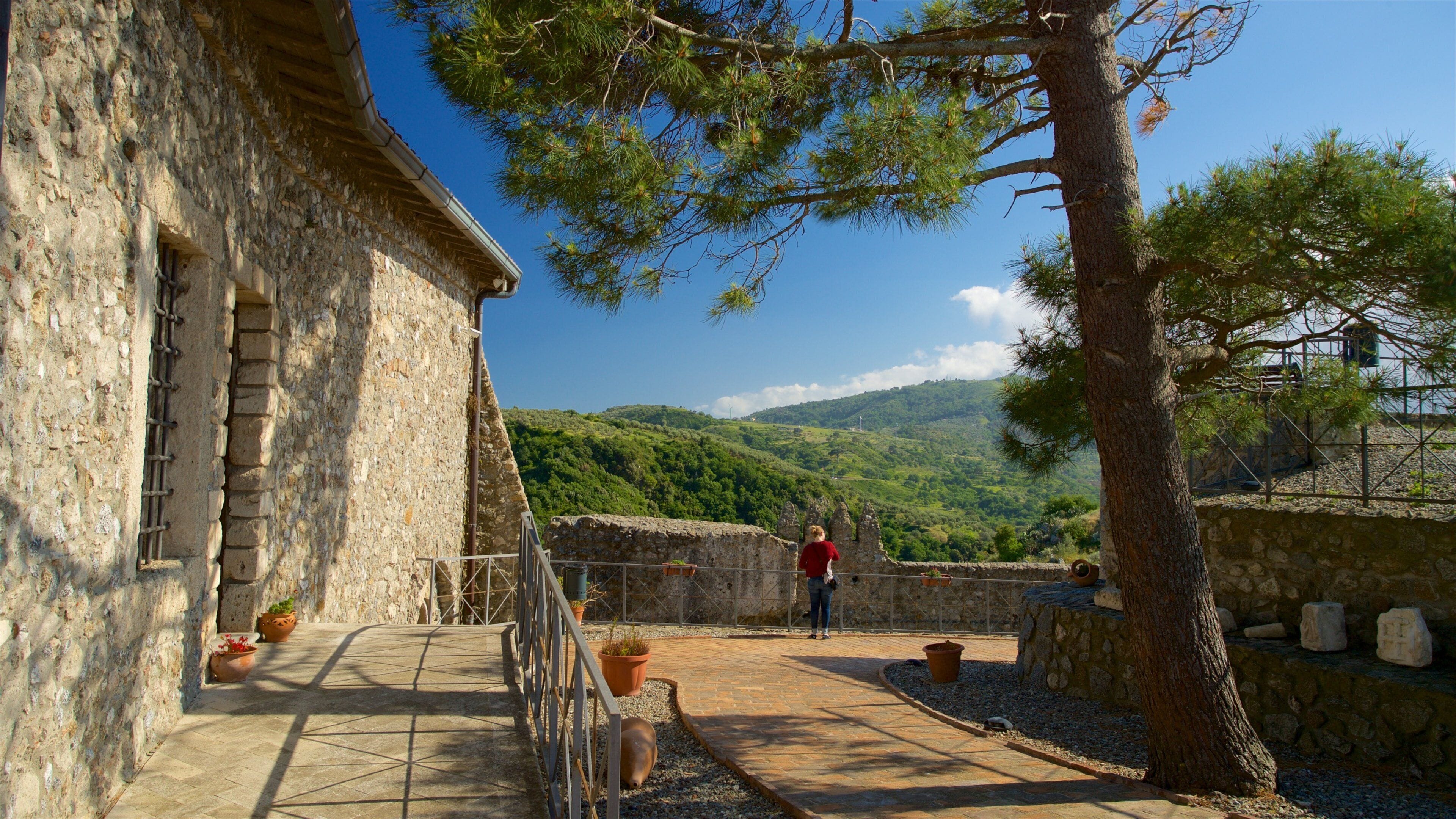 Castello Normanno Di Squillace