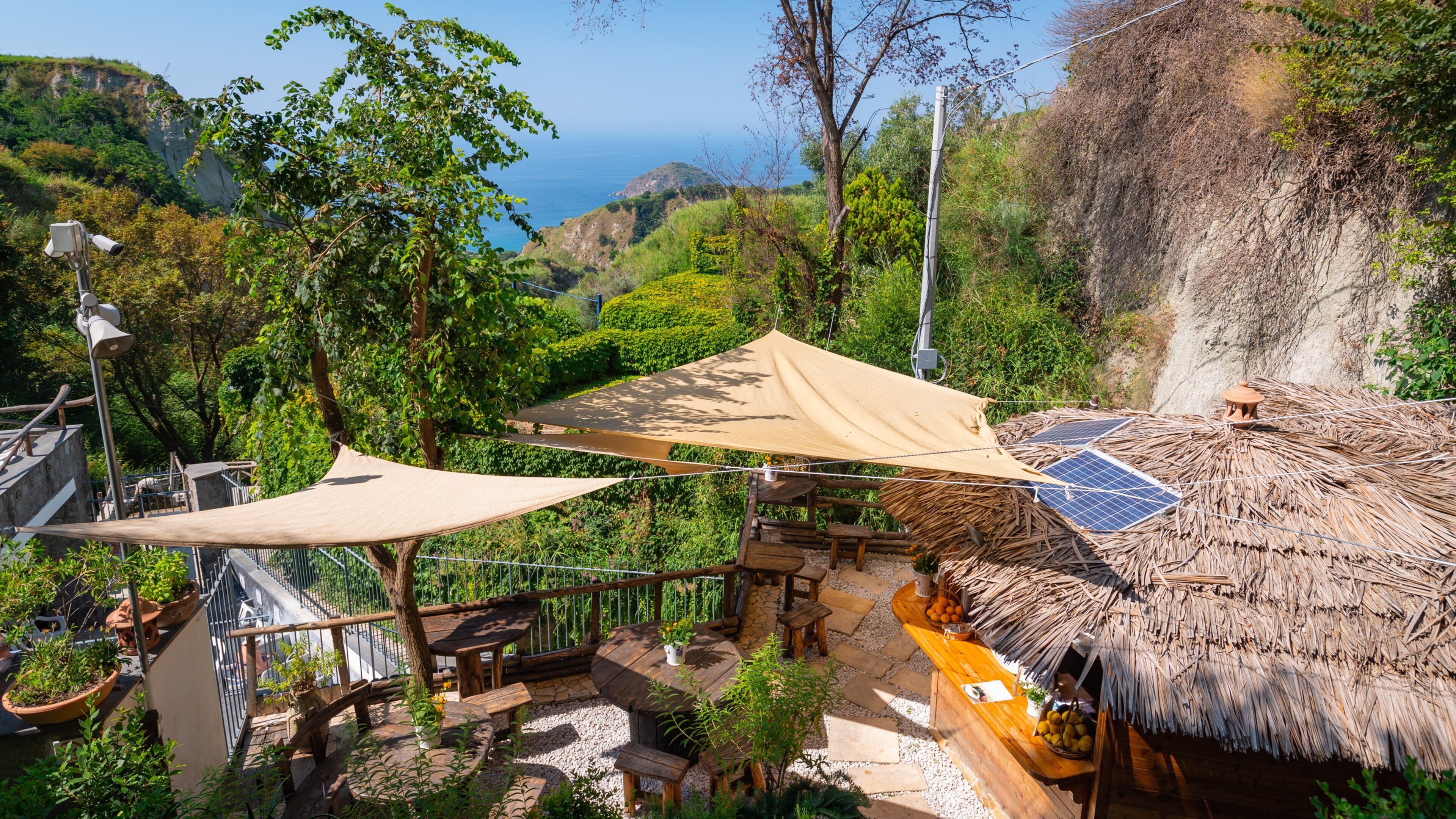 Nitrodi Hot Springs showing general coastal views and rugged coastline