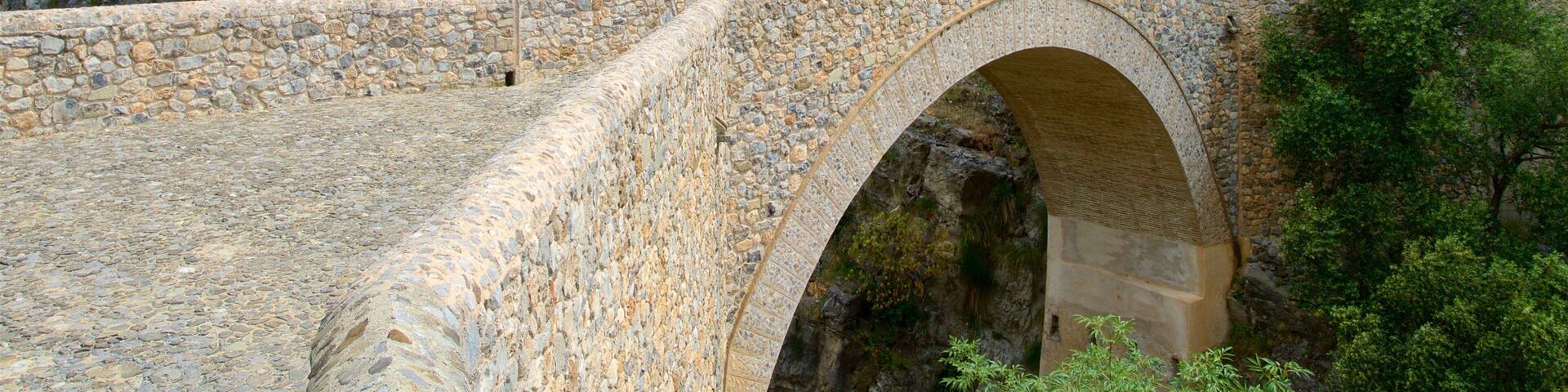 カストロビラリ