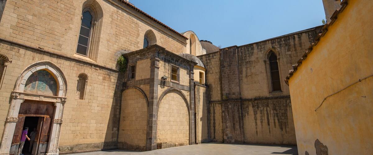 Chiesa di San Giovanni a Carbonara featuring heritage elements