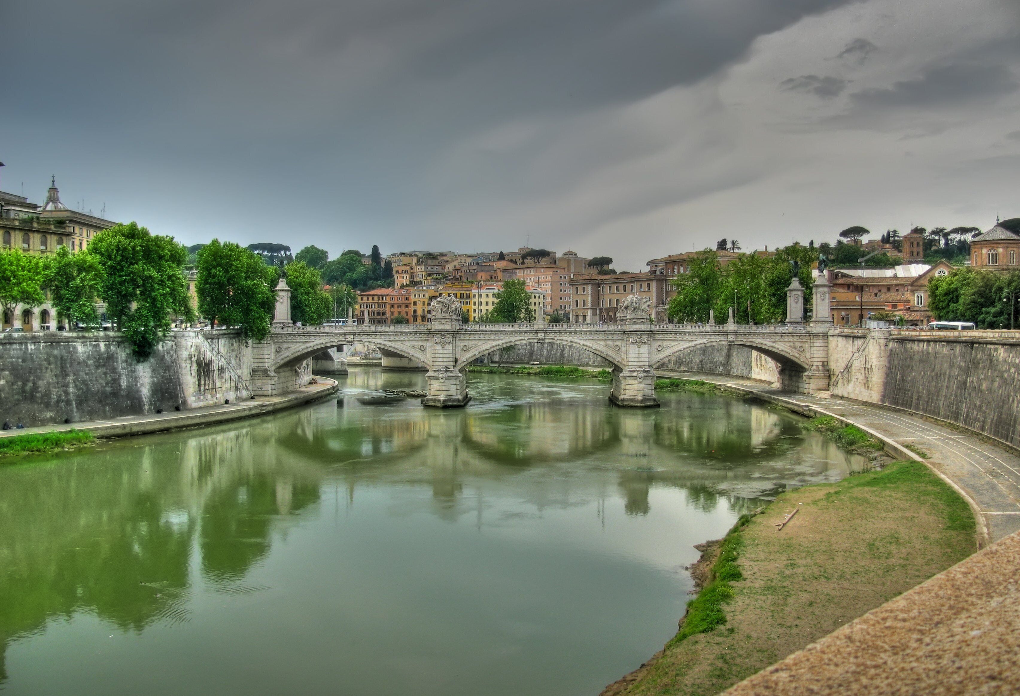 0_f0d939a6-89dc-4a3d-9af3-f6dbf7a43f5f_raw