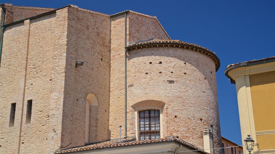 Pinacoteca San Domenico which includes heritage elements