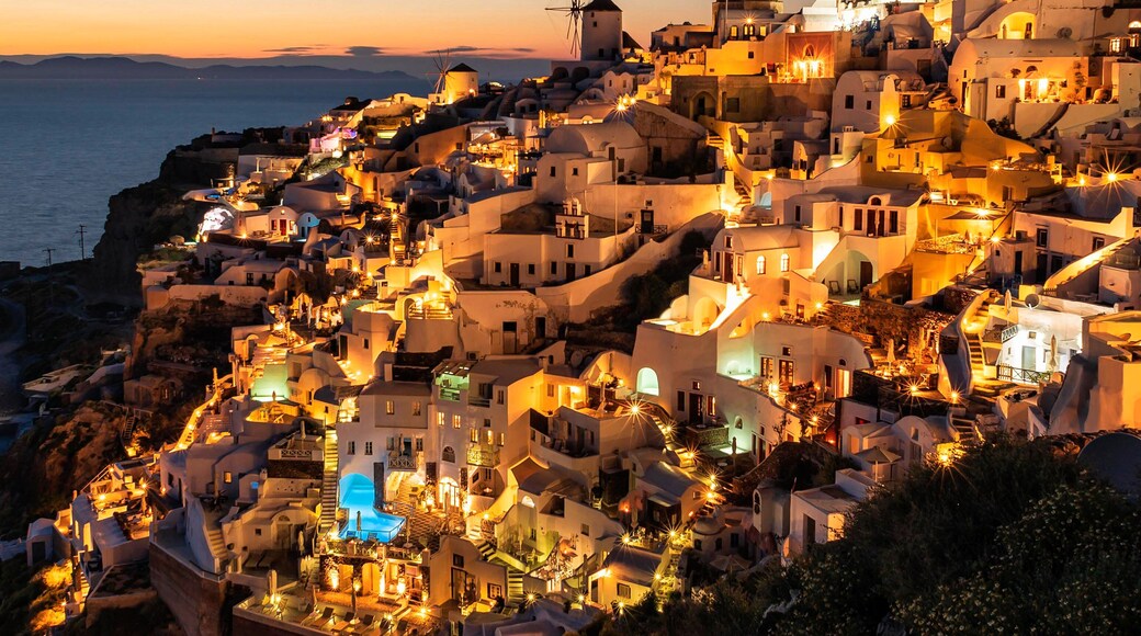If you don't mind the hordes of tourists then maybe, just maybe, you can enjoy the espectacular sunsets that the town of Oia can offer. Just a tip, wait a little bit after the sunset happens, most of the people will just disappear like magic once the sun is gone, and then the spectacle can be all yours.
#greece #santorini #oia #sunset #culture #Trovember